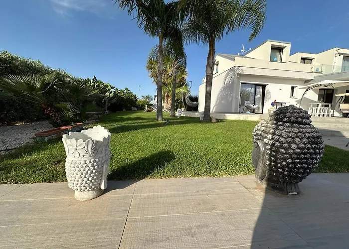 La Valle Dei Templi Bed & Breakfast 4*