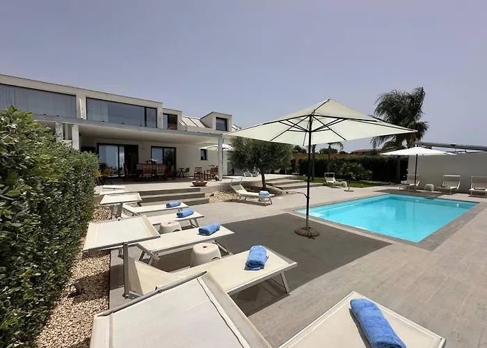 La Valle Dei Templi Bed & Breakfast 4*