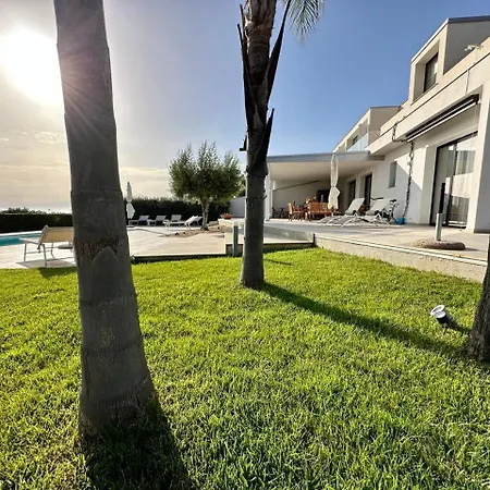 Couette-café La Valle Dei Templi 4*