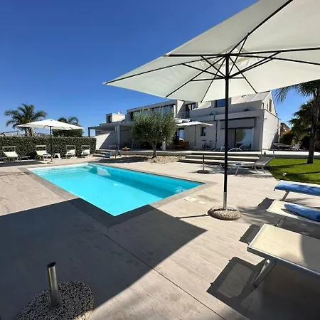 La Valle Dei Templi Bed & Breakfast 4*